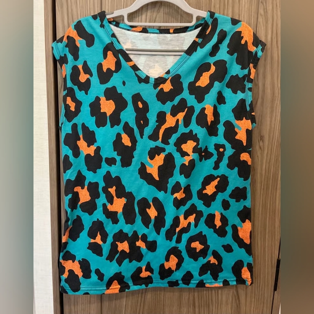 Stylish Leopard Print Women's Top